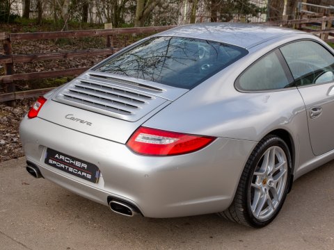 Porsche 911 CARRERA 2 9