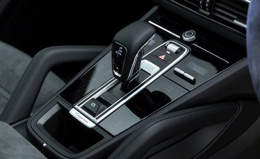 Porsche Cayenne GTS Coupé 21