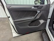 Volkswagen Tiguan 1.5 Tiguan R-Line TSi Semi-Auto 5dr 59