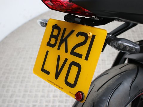 Triumph Street Triple 765 STREET TRIPLE RS 21