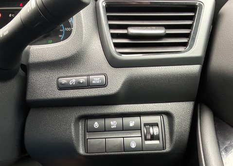 Nissan LEAF N-CONNECTA 26