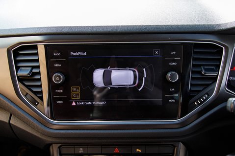 Volkswagen T-Roc SE TSI EVO DSG 31