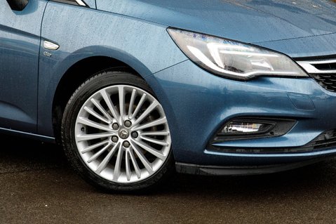 Vauxhall Astra ELITE NAV 11