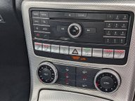 Mercedes-Benz SLC SLC 180 AMG LINE 22