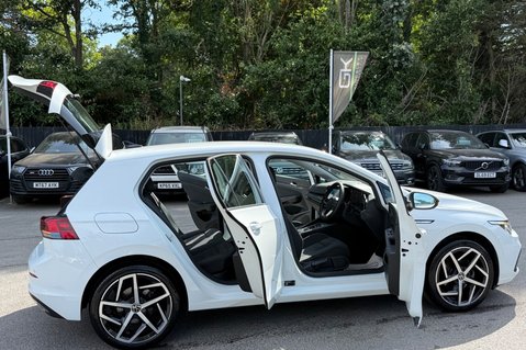 Volkswagen Golf STYLE TDI DSG - ACC - REVERSE CAM - UPGRADED ALLOYS 15