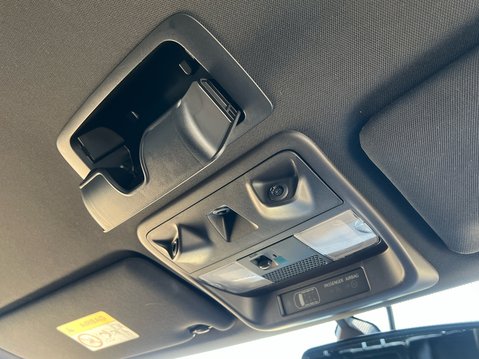 Mitsubishi Outlander PHEV DYNAMIC 29