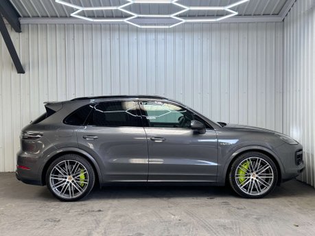 Porsche Cayenne 4.0 Cayenne T S E-Hybrid Auto 4WD 5dr 12