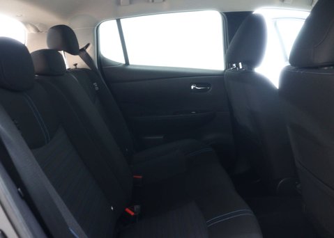 Nissan LEAF Leaf N-Connecta 5dr 44