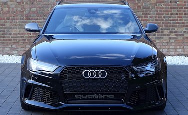 Audi RS6 Avant Performance 2