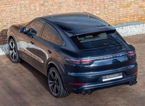 Porsche Cayenne E-Hybrid Coupé 9