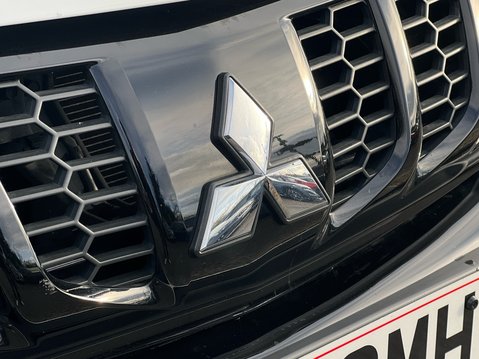 Mitsubishi L200 DI-D CHALLENGER DCB 13