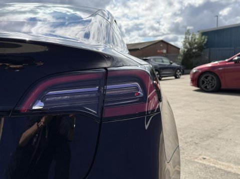 Tesla Model 3 Saloon 4dr Electric Auto RWD (241 bhp) 19