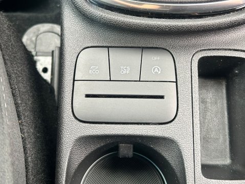 Ford Fiesta TITANIUM 37