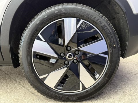 Volvo XC40 Recharge Twin 82kWh Core SUV 5dr Electric Auto AWD (408 ps) 16