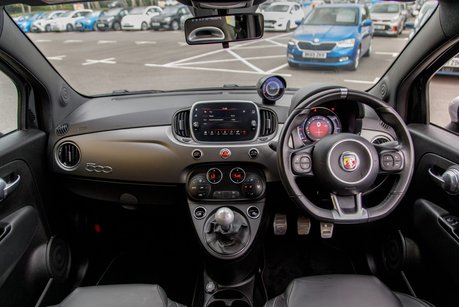 Abarth 500 595 TURISMO