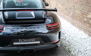 Porsche 911 (991.2) GT3 21