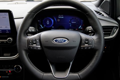 Ford Puma ST-LINE VIGNALE MHEV 16