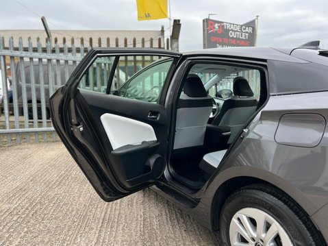 Toyota Prius VVT-I BUSINESS EDITION PLUS 64