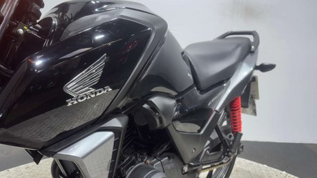 Honda CB 2021 17k NEW MOT GREAT CONDITION 125CC LEARNER BIKE CBF125 21