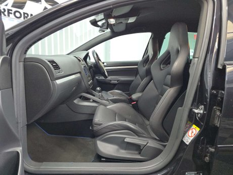 Volkswagen Golf 3.2 V6 R32 Hatchback 5dr Petrol DSG 4Motion (233 g/km, 247 bhp) 36