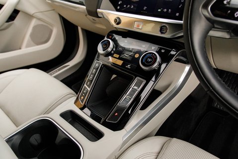 Jaguar I-Pace SE 35