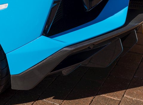 Lamborghini Aventador SVJ LP 770-4 Roadster 33