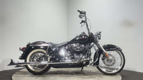 Harley-Davidson Softail HARITAGE FLSTC 1690 2013 CUSTOM BUILD SHOW BIKE LOW CRUISER 1