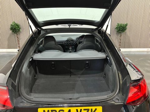 Audi TT 2.0 TFSI S line Euro 6 (s/s) 3dr 38