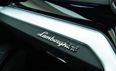 Lamborghini Urus 20