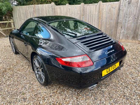 Porsche 911 3.6 997 Carrera 2dr 8