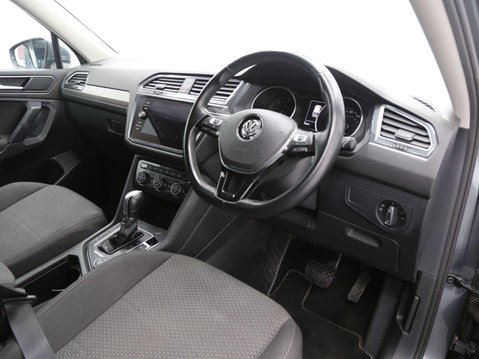 Volkswagen Tiguan Allspace 2.0 TDI SE Nav DSG 4Motion Euro 6 (s/s) 5dr 21