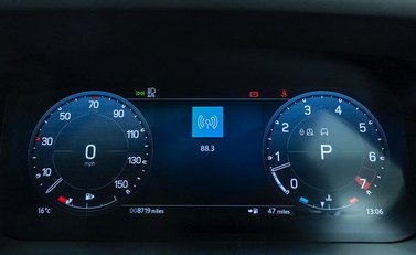 Land Rover Defender 90 V8 16