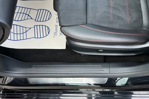 Mercedes-Benz A Class A 180 D AMG LINE PREMIUM PLUS - PAN ROOF -ELECTRIC SEATS 30