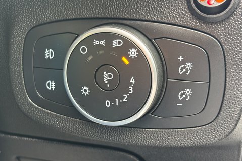 Ford Fiesta 1.5 Tdci Panel Van - Air Con 23