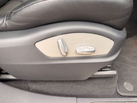 Porsche Cayenne D V6 TIPTRONIC S 24