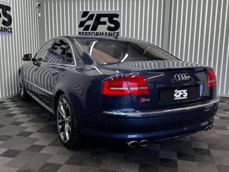 Audi S8 5.2 FSI Saloon 4dr Petrol Automatic quattro (319 g/km, 444 bhp) 4