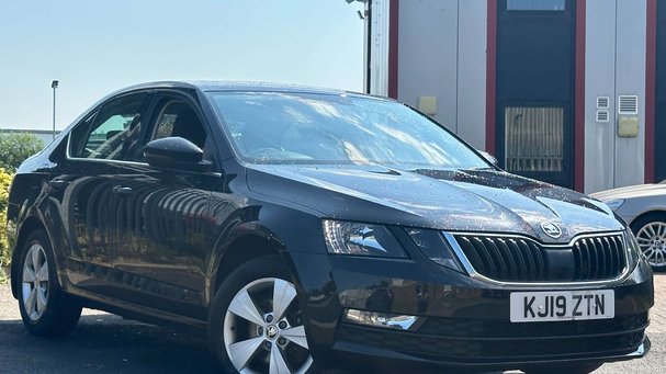 Skoda Octavia 2.0 TDI SE Technology Hatchback 5dr Diesel Manual Euro 6 (s/s) (150 ps) Service History