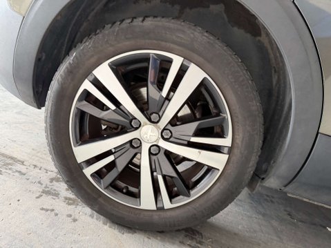 Peugeot 5008 1.5 5008 Allure Blue HDi S/S 5dr 23
