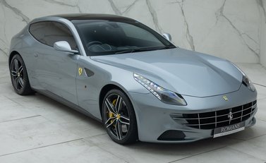 Ferrari FF 11