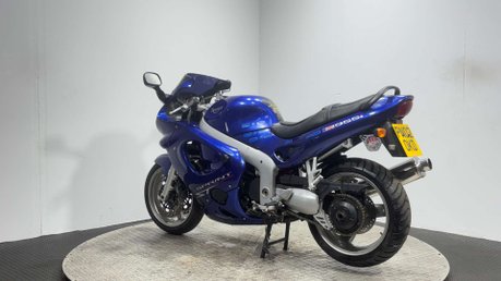 Triumph Sprint 2002 27K RUNNING PROJECT BIKE SPARES OR REPAIR SPORTS TOURER 6