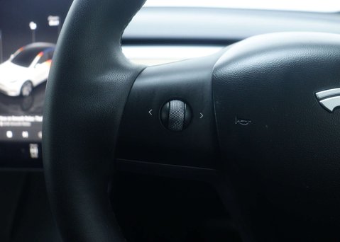 Tesla Model Y Model Y RWD 5dr 29