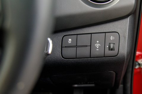 Hyundai i10 PREMIUM 15