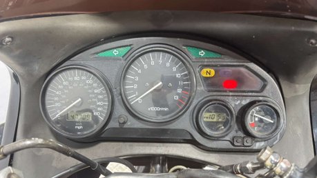 Suzuki GSX 2002 47K RUNNING PROJECT BIKE SPARES OR REPAIR 600CC COMMUTER 31