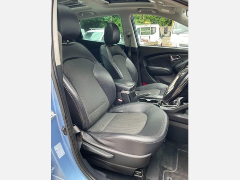Hyundai ix35 1.7 CRDi Premium SUV 5dr Diesel Manual Euro 5 (s/s) (115 ps) 29
