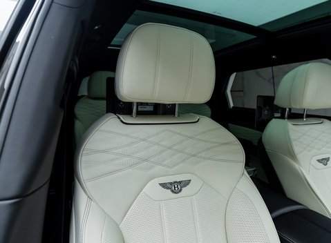 Bentley Bentayga V8 AZURE EWB First Edition 17