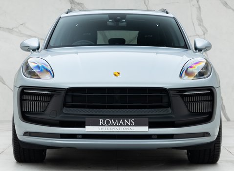 Porsche Macan GTS 4