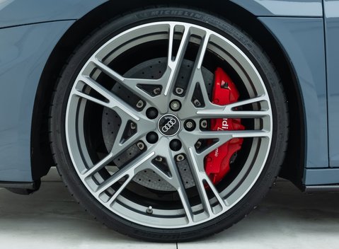 Audi R8 V10 PERFORMANCE CARBON BLACK 20