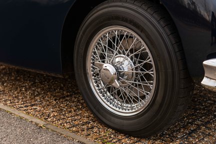 Jaguar XK 140 Drop-Head Coupe 19