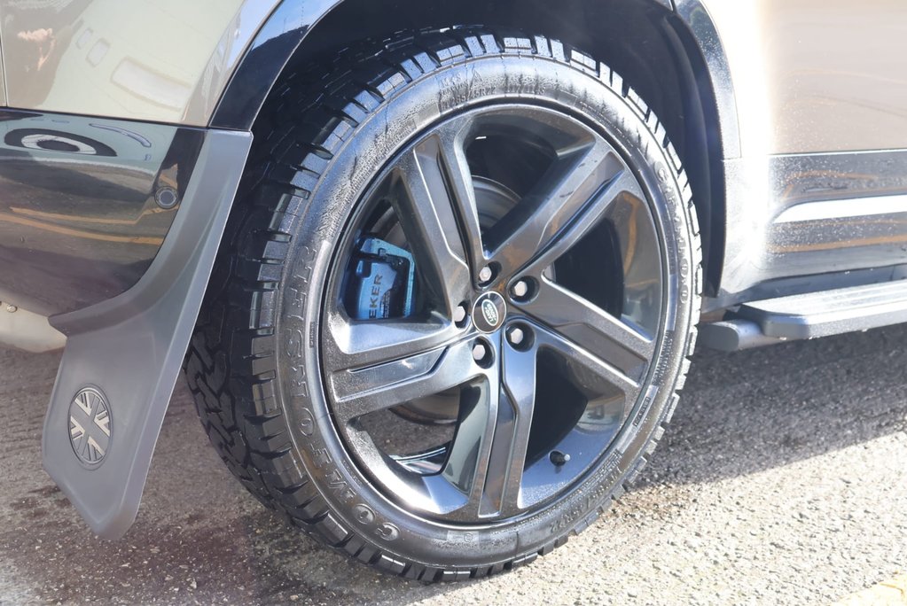 Land Rover Defender 110 D300 HARD TOP COMMERCIAL  X-DYNAMIC HSE GENUINE REAR SEATS  SEEKER STYLED 11