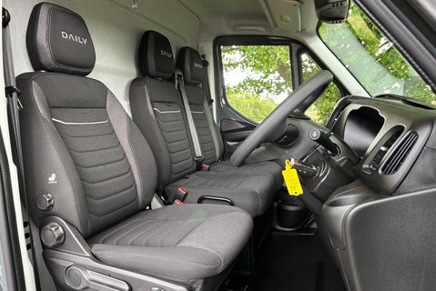 Iveco Daily 35C18H 3750WB Chassis Cab 4